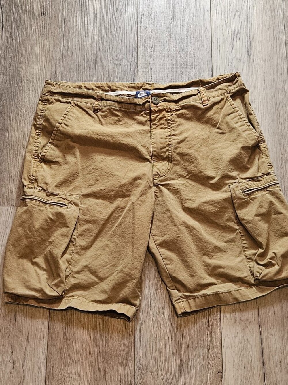 Vintage Blue Tag Nike Men's Khaki Brown Cargo Utility Pockets Shorts Size 36
